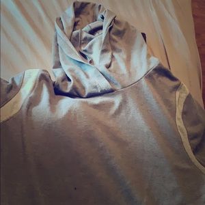 Under Armour pull over